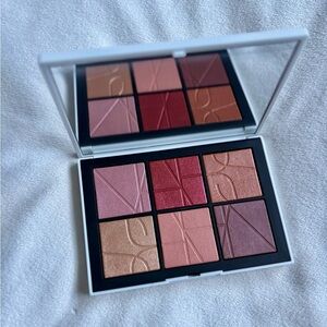 NARS All That Glitters Palette